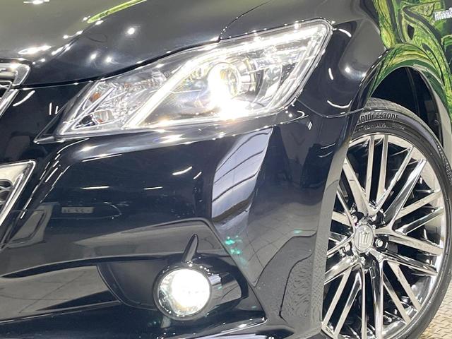 クラウンハイブリッド アスリートＳ　Ｆｏｕｒ　４ＷＤ　禁煙車　純正８インチナビ　バックカメラ　電動リアゲート　スマートキー　ＨＩＤヘッド　ビルトインＥＴＣ　クルコン　オートハイビーム　オートライト　デュアルエアコン　Ｂｌｕｅｔｏｏｔｈ　ＣＤ（12枚目）