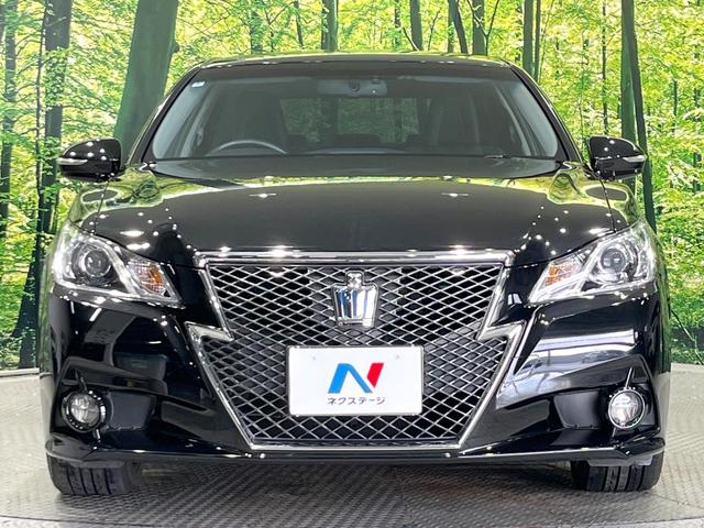 クラウンハイブリッド アスリートＳ　Ｆｏｕｒ　４ＷＤ　禁煙車　純正８インチナビ　バックカメラ　電動リアゲート　スマートキー　ＨＩＤヘッド　ビルトインＥＴＣ　クルコン　オートハイビーム　オートライト　デュアルエアコン　Ｂｌｕｅｔｏｏｔｈ　ＣＤ（14枚目）