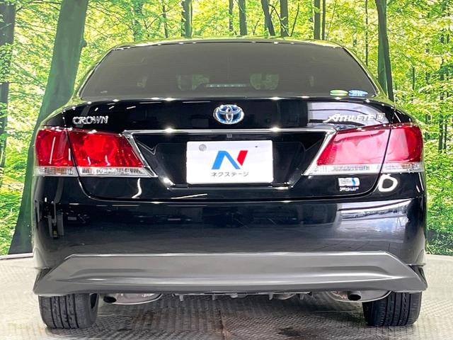 クラウンハイブリッド アスリートＳ　Ｆｏｕｒ　４ＷＤ　禁煙車　純正８インチナビ　バックカメラ　電動リアゲート　スマートキー　ＨＩＤヘッド　ビルトインＥＴＣ　クルコン　オートハイビーム　オートライト　デュアルエアコン　Ｂｌｕｅｔｏｏｔｈ　ＣＤ（15枚目）