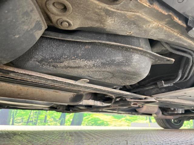 クラウンハイブリッド アスリートＳ　Ｆｏｕｒ　４ＷＤ　禁煙車　純正８インチナビ　バックカメラ　電動リアゲート　スマートキー　ＨＩＤヘッド　ビルトインＥＴＣ　クルコン　オートハイビーム　オートライト　デュアルエアコン　Ｂｌｕｅｔｏｏｔｈ　ＣＤ（23枚目）