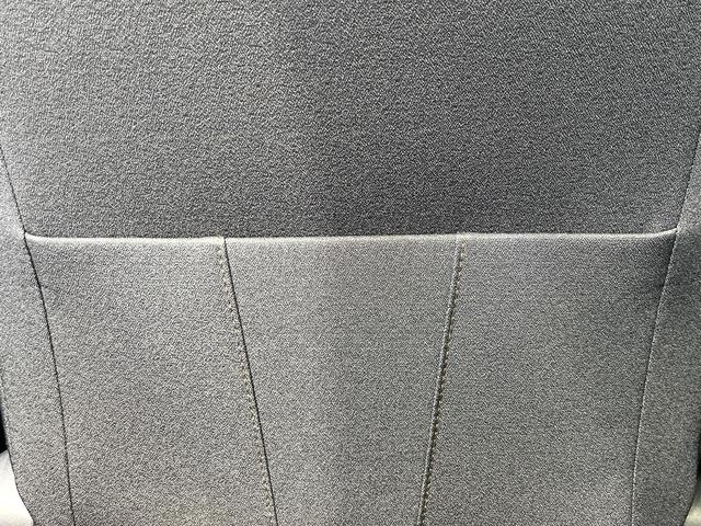 クラウンハイブリッド アスリートＳ　Ｆｏｕｒ　４ＷＤ　禁煙車　純正８インチナビ　バックカメラ　電動リアゲート　スマートキー　ＨＩＤヘッド　ビルトインＥＴＣ　クルコン　オートハイビーム　オートライト　デュアルエアコン　Ｂｌｕｅｔｏｏｔｈ　ＣＤ（52枚目）