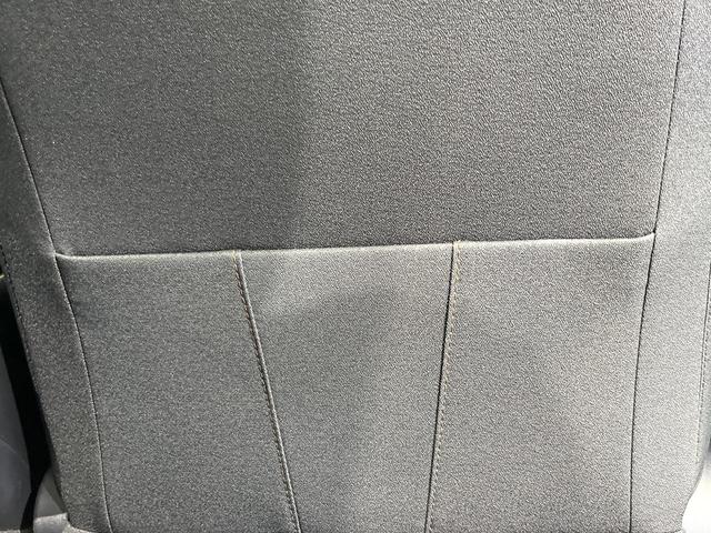 クラウンハイブリッド アスリートＳ　Ｆｏｕｒ　４ＷＤ　禁煙車　純正８インチナビ　バックカメラ　電動リアゲート　スマートキー　ＨＩＤヘッド　ビルトインＥＴＣ　クルコン　オートハイビーム　オートライト　デュアルエアコン　Ｂｌｕｅｔｏｏｔｈ　ＣＤ（53枚目）