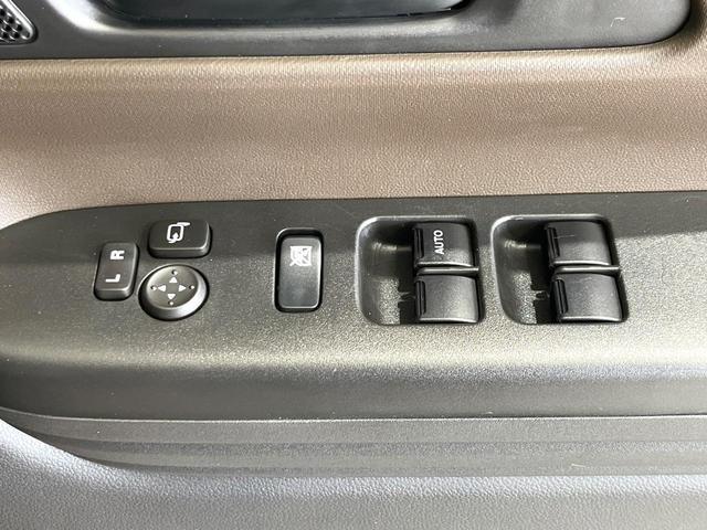 スペーシア ハイブリッドＸ　４ＷＤ　両側電動ドア　バックカメラ　スズキセーフティサポート　禁煙車　ドラレコ　コーナーセンサー　スマートキー　ＬＥＤヘッド　ＥＴＣ　オートハイビーム　車線逸脱警報　オートライト　オートエアコン（34枚目）