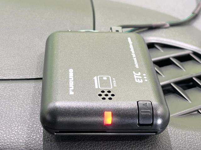 スペーシア ハイブリッドＸ　４ＷＤ　両側電動ドア　バックカメラ　スズキセーフティサポート　禁煙車　ドラレコ　コーナーセンサー　スマートキー　ＬＥＤヘッド　ＥＴＣ　オートハイビーム　車線逸脱警報　オートライト　オートエアコン（41枚目）