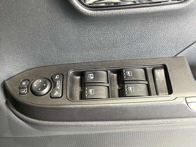 タント カスタムＲＳ　４ＷＤ　ターボ　両側電動ドア　純正１０インチナビ　全周囲カメラ　スマートアシスト　レーダークルーズ　禁煙車　ハーフレザーシート　ドラレコ　コーナーセンサー　スマートキー　ＬＥＤヘッド　ビルトインＥＴＣ（32枚目）