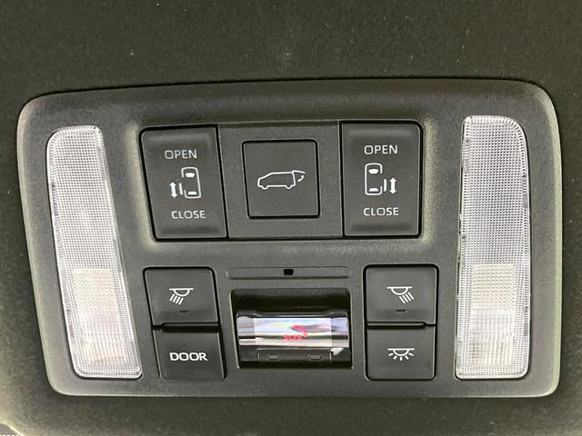 ノア ハイブリッドS-Z 4WD 両側電動ドア 後席モニター バックカメラ 寒冷地仕様 トヨタセーフティセンス レーダークルーズ 禁煙車 電動リアゲート ハーフレザーシート ドラレコ コーナーセンサー スマートキー(7枚目)