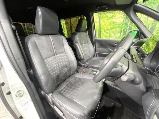 ノア ハイブリッドS-Z 4WD 両側電動ドア 後席モニター バックカメラ 寒冷地仕様 トヨタセーフティセンス レーダークルーズ 禁煙車 電動リアゲート ハーフレザーシート ドラレコ コーナーセンサー スマートキー(8枚目)