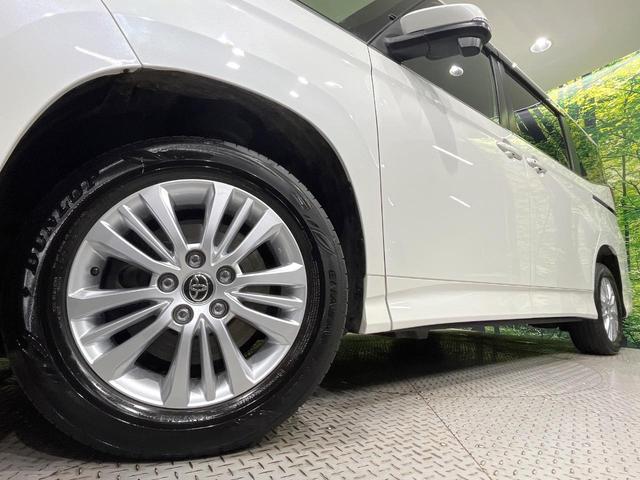ノア ハイブリッドS-Z 4WD 両側電動ドア 後席モニター バックカメラ 寒冷地仕様 トヨタセーフティセンス レーダークルーズ 禁煙車 電動リアゲート ハーフレザーシート ドラレコ コーナーセンサー スマートキー(14枚目)