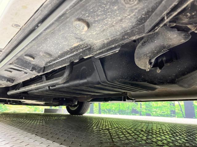 ノア ハイブリッドS-Z 4WD 両側電動ドア 後席モニター バックカメラ 寒冷地仕様 トヨタセーフティセンス レーダークルーズ 禁煙車 電動リアゲート ハーフレザーシート ドラレコ コーナーセンサー スマートキー(22枚目)