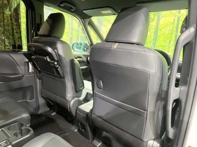 ノア ハイブリッドS-Z 4WD 両側電動ドア 後席モニター バックカメラ 寒冷地仕様 トヨタセーフティセンス レーダークルーズ 禁煙車 電動リアゲート ハーフレザーシート ドラレコ コーナーセンサー スマートキー(55枚目)