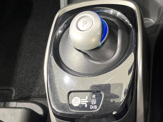 ノート e-パワー B FOUR 4WD 禁煙車 アラウンドビューモニター エマージェンシーブレーキ インテリジェントルームミラー コーナーセンサー インテリジェントキー オーディオ オートエアコン ETC ペダル踏み間違い防止(27枚目)