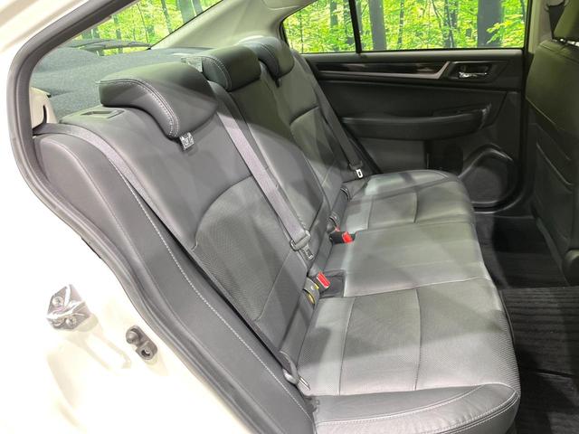 レガシィB4 リミテッド 4WD 純正SDナビ バックカメラ アイサイトVer3 レーダークルーズ 禁煙車 レザーシート スマートキー 全席シートヒーター LEDヘッド ETC 純正18インチアルミ 車線逸脱警報 オートライト(9枚目)