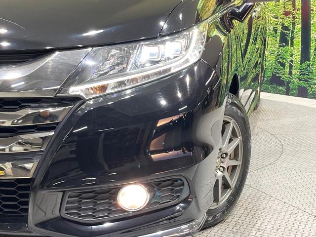 オデッセイ アブソルート・Ｘホンダセンシング　４ＷＤ　両側電動ドア　バックカメラ　ホンダセンシング　レーダークルーズ　禁煙車　ハーフレザーシート　パワーシート　スマートキー　ＬＥＤヘッド　ビルトインＥＴＣ　純正１７インチアルミ　車線逸脱警報（13枚目）