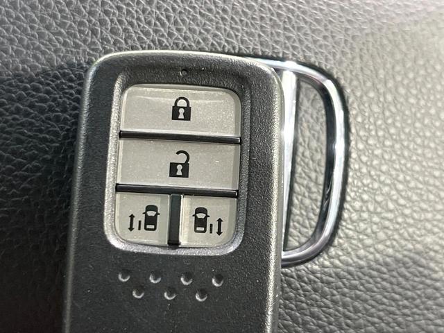 オデッセイ アブソルート・Ｘホンダセンシング　４ＷＤ　両側電動ドア　バックカメラ　ホンダセンシング　レーダークルーズ　禁煙車　ハーフレザーシート　パワーシート　スマートキー　ＬＥＤヘッド　ビルトインＥＴＣ　純正１７インチアルミ　車線逸脱警報（28枚目）