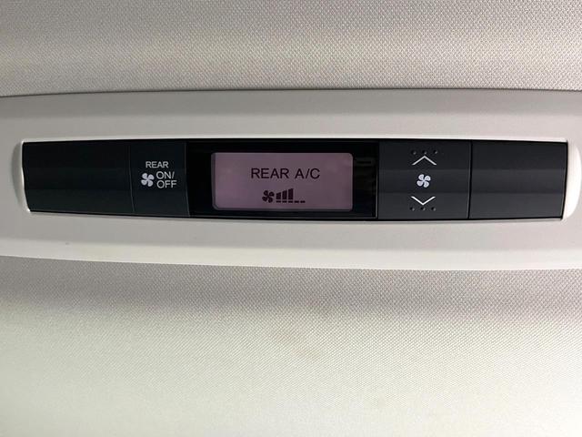 オデッセイ アブソルート・Ｘホンダセンシング　４ＷＤ　両側電動ドア　バックカメラ　ホンダセンシング　レーダークルーズ　禁煙車　ハーフレザーシート　パワーシート　スマートキー　ＬＥＤヘッド　ビルトインＥＴＣ　純正１７インチアルミ　車線逸脱警報（32枚目）