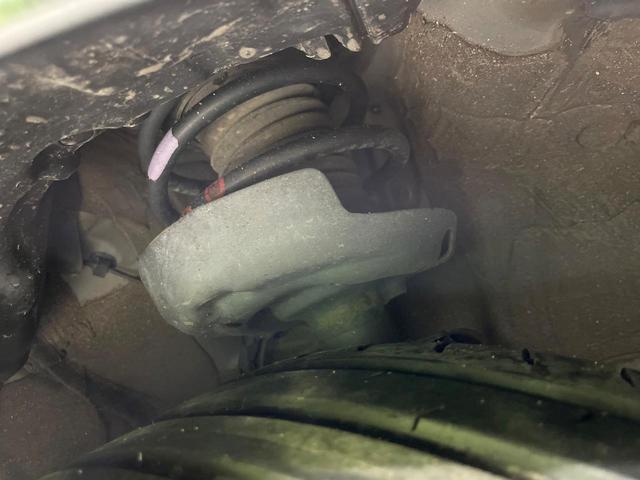 プリウス Sツーリングセレクション 4WD 純正SDナビ 全周囲カメラ プリクラッシュセーフティ レーダークルーズ 合皮シート ドラレコ コーナーセンサー スマートキー LEDヘッド ETC2.0 純正17インチアルミ オートハイビーム(20枚目)