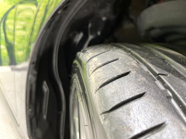 プリウス Sツーリングセレクション 4WD 純正SDナビ 全周囲カメラ プリクラッシュセーフティ レーダークルーズ 合皮シート ドラレコ コーナーセンサー スマートキー LEDヘッド ETC2.0 純正17インチアルミ オートハイビーム(60枚目)