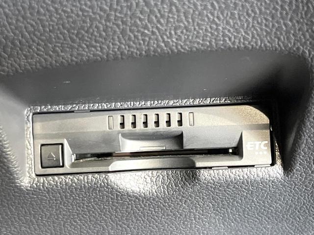 プリウス Aプレミアム 4WD 純正9型SDナビ バックカメラ 寒冷地仕様 プリクラッシュセーフティ パーキングアシスト AC100V/1500W レーダークルーズ 禁煙車 パワーシート ドラレコ コーナーセンサー(40枚目)