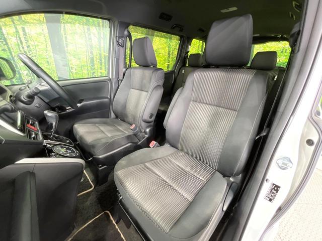 ヴォクシー ＺＳ　煌　４ＷＤ　両側電動ドア　純正ＳＤナビ　後席モニター　バックカメラ　寒冷地仕様　セーフティセンス　禁煙車　ドラレコ　コーナーセンサー　スマートキー　ＬＥＤヘッド　ビルトインＥＴＣ　クルコン　ダブルエアコン（44枚目）