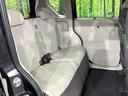 後部座席も気になるようなキズ・汚れやへたり等、大きなダメージはなく、良好な状態です。