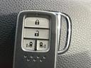 アブソルート・Ｘホンダセンシング　４ＷＤ　両側電動ドア　バックカメラ　ホンダセンシング　レーダークルーズ　禁煙車　ハーフレザーシート　パワーシート　スマートキー　ＬＥＤヘッド　ビルトインＥＴＣ　純正１７インチアルミ　車線逸脱警報（28枚目）
