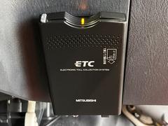 【ＥＴＣ】高速道路の料金所をストレスなく通過！話題のスポットやサービスエリアに多い「スマートIntercooler」利用時は必須のアイテムです。当店でセットアップを実施、ご納車当日からすぐにご利用いただけます！ 6