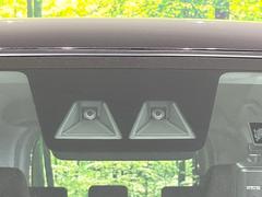 【スマートアシスト】走行中に前方の車両等を認識し、衝突しそうな時は警報とブレーキで衝突回避と被害軽減をアシスト。より安全にドライブをお楽しみいただけます。 4