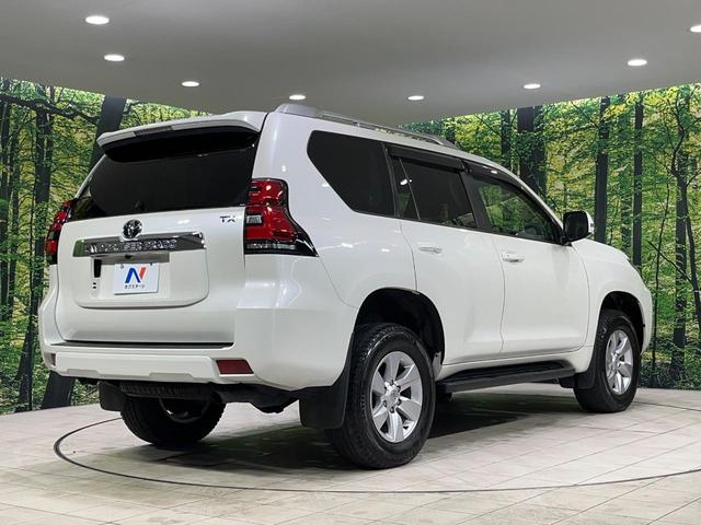 ランドクルーザープラド ＴＸ　Ｌパッケージ　本州仕入れ　４ＷＤ　純正９型ナビ　バックカメラ　セーフティーセンス　レーダークルーズ　禁煙車　黒革シート　シートベンチレーション　パワーシート　ドラレコ　レーンキープ　スマートキー　ＬＥＤヘッド（17枚目）