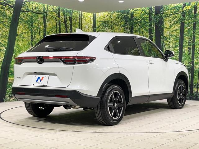 ヴェゼル G 4WD 登録済未使用車 寒冷地仕様 ホンダセンシング レーダークルーズ シートヒーター コーナーセンサー レーンキープ スマートキー LEDヘッド オートマチックハイビーム 誤発進抑制機能(17枚目)