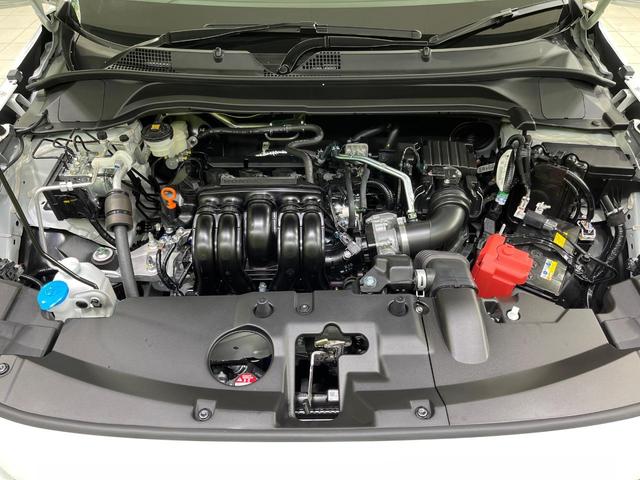 ヴェゼル G 4WD 登録済未使用車 寒冷地仕様 ホンダセンシング レーダークルーズ シートヒーター コーナーセンサー レーンキープ スマートキー LEDヘッド オートマチックハイビーム 誤発進抑制機能(18枚目)