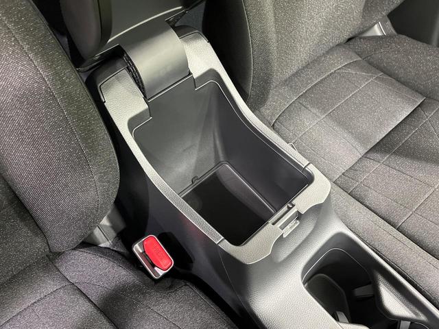 ヴェゼル G 4WD 登録済未使用車 寒冷地仕様 ホンダセンシング レーダークルーズ シートヒーター コーナーセンサー レーンキープ スマートキー LEDヘッド オートマチックハイビーム 誤発進抑制機能(51枚目)
