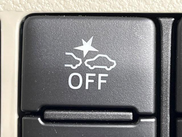 タント X ホワイトアクセントSAIII 4WD 電動スライドドア スマートアシスト3 禁煙車 ツートーンカラー シートヒーター スマートキー ビルトインETC オートハイビーム オートライト オートエアコン CD再生 横滑り防止装置(4枚目)