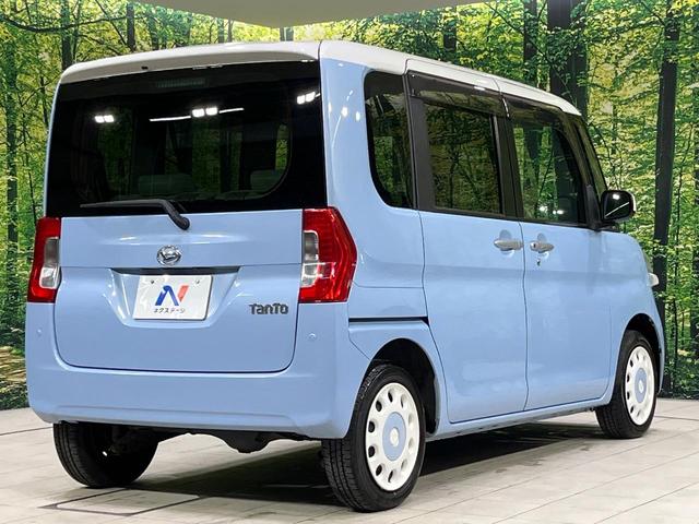 タント X ホワイトアクセントSAIII 4WD 電動スライドドア スマートアシスト3 禁煙車 ツートーンカラー シートヒーター スマートキー ビルトインETC オートハイビーム オートライト オートエアコン CD再生 横滑り防止装置(18枚目)