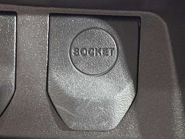 タント X ホワイトアクセントSAIII 4WD 電動スライドドア スマートアシスト3 禁煙車 ツートーンカラー シートヒーター スマートキー ビルトインETC オートハイビーム オートライト オートエアコン CD再生 横滑り防止装置(59枚目)