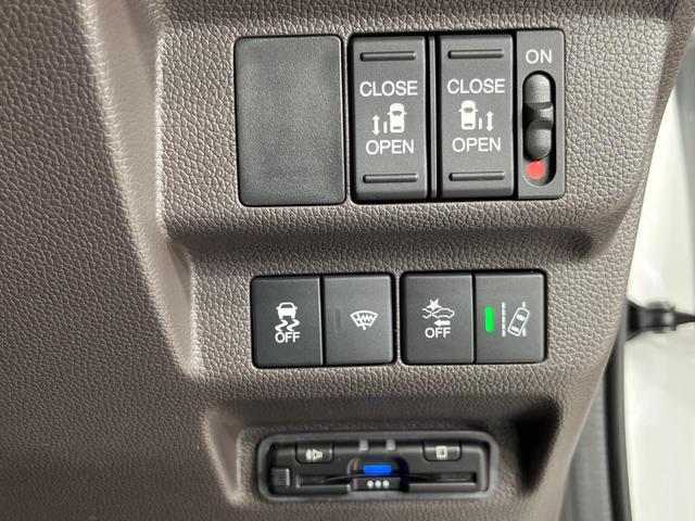 フリード Ｇ　本州仕入れ　４ＷＤ　寒冷地仕様　両側電動ドア　９インチ純正ＳＤナビ　バックカメラ　寒冷地仕様　ホンダセンシング　レーダークルーズ　禁煙車　ドラレコ　コーナーセンサー　スマートキー　ＬＥＤヘッド　ＥＴＣ（64枚目）