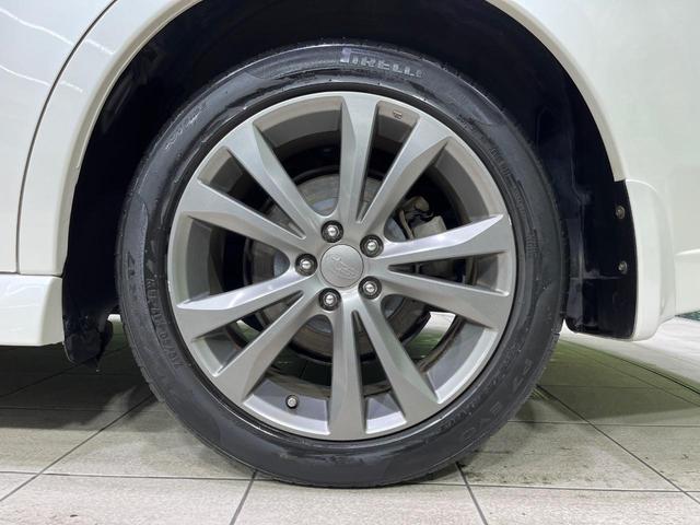レガシィツーリングワゴン ２．５ｉ　Ｂスポーツアイサイト　Ｇパッケージ　４ＷＤ　ＳＤナビ　バックカメラ　アイサイト　レーダークルーズ　禁煙車　ブラック合皮シート　パワーシート　コーナーセンサー　スマートキー　ＨＩＤヘッド　ＥＴＣ　車線逸脱警報　オートライト（30枚目）