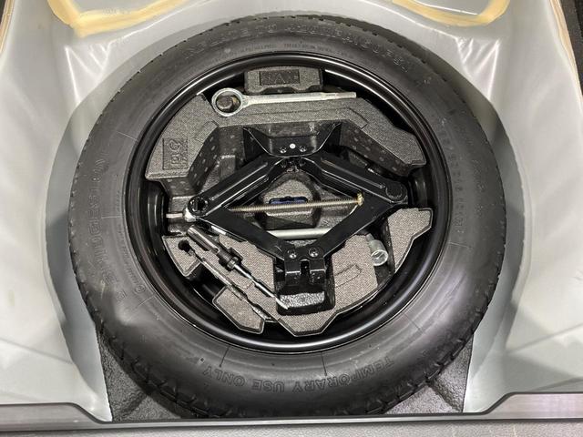 レガシィツーリングワゴン ２．５ｉ　Ｂスポーツアイサイト　Ｇパッケージ　４ＷＤ　ＳＤナビ　バックカメラ　アイサイト　レーダークルーズ　禁煙車　ブラック合皮シート　パワーシート　コーナーセンサー　スマートキー　ＨＩＤヘッド　ＥＴＣ　車線逸脱警報　オートライト（33枚目）