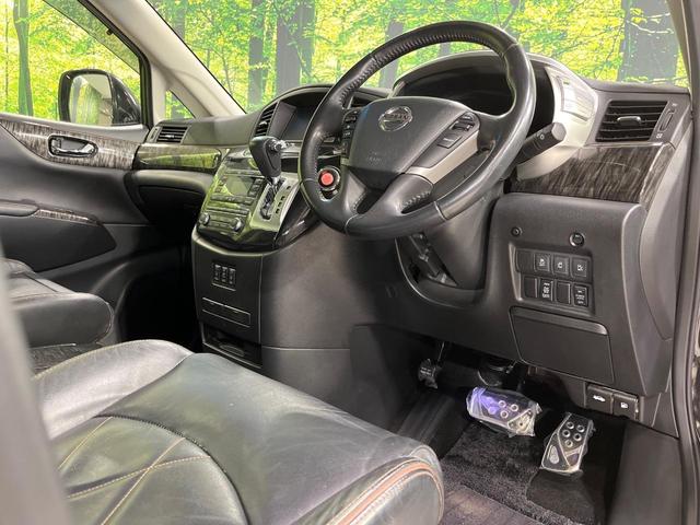 エルグランド ２５０ハイウェイスタープレミアム　４ＷＤ　両側電動ドア　メーカー純正ＨＤＤナビ　後席モニター　全周囲カメラ　禁煙車　黒革シート　シートヒーター　パワーシート　スマートキー　ＬＥＤヘッド　ＥＴＣ　クルコン　オートライト　オートエアコン（59枚目）
