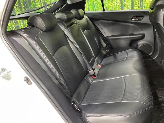 プリウス S 4WD 寒冷地仕様 純正SDナビ バックカメラ 禁煙車 スマートキー LEDヘッド 1オーナー オートライト オートエアコン 純正15インチアルミ Bluetooth再生 CD/DVD再生 フルセグ(9枚目)