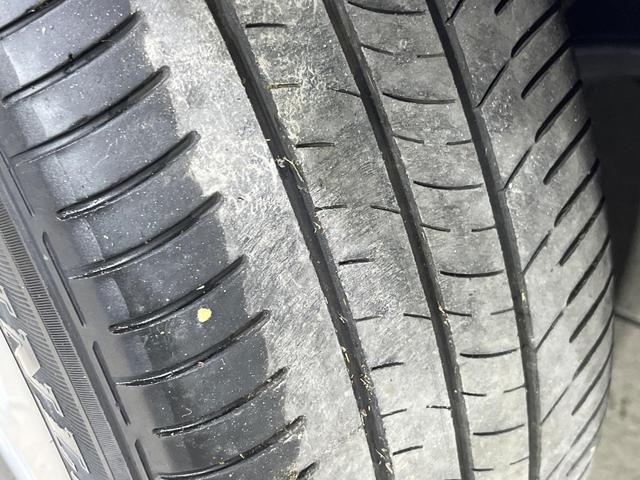 プリウス S 4WD 寒冷地仕様 純正SDナビ バックカメラ 禁煙車 スマートキー LEDヘッド 1オーナー オートライト オートエアコン 純正15インチアルミ Bluetooth再生 CD/DVD再生 フルセグ(28枚目)