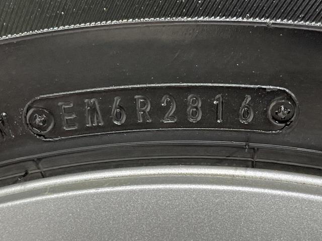 プリウス S 4WD 寒冷地仕様 純正SDナビ バックカメラ 禁煙車 スマートキー LEDヘッド 1オーナー オートライト オートエアコン 純正15インチアルミ Bluetooth再生 CD/DVD再生 フルセグ(29枚目)