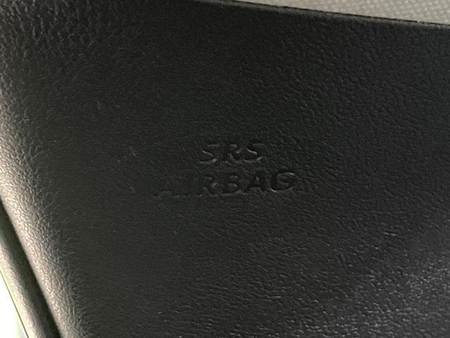 プリウス S 4WD 寒冷地仕様 純正SDナビ バックカメラ 禁煙車 スマートキー LEDヘッド 1オーナー オートライト オートエアコン 純正15インチアルミ Bluetooth再生 CD/DVD再生 フルセグ(50枚目)