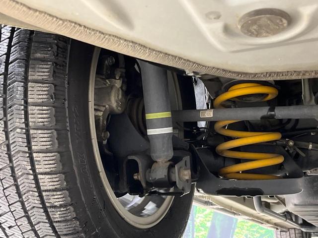 ヴォクシー ZS 煌II 4WD モデリスタエアロ 両側電動ドア 純正9型ナビ 後席モニター バックカメラ 寒冷地仕様 セーフティセンス 禁煙車 スマートキー LEDヘッド ビルトインETC オートハイビーム(21枚目)