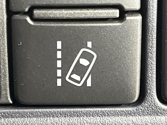 ヴォクシー ZS 煌II 4WD モデリスタエアロ 両側電動ドア 純正9型ナビ 後席モニター バックカメラ 寒冷地仕様 セーフティセンス 禁煙車 スマートキー LEDヘッド ビルトインETC オートハイビーム(45枚目)