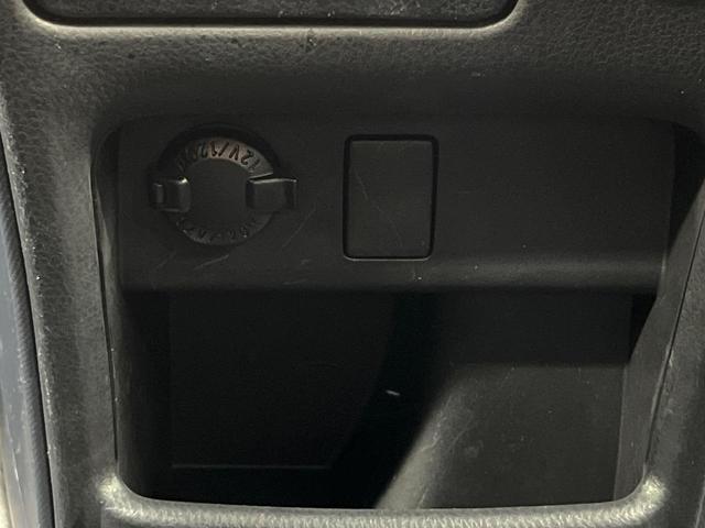 ヴォクシー ZS 煌II 4WD モデリスタエアロ 両側電動ドア 純正9型ナビ 後席モニター バックカメラ 寒冷地仕様 セーフティセンス 禁煙車 スマートキー LEDヘッド ビルトインETC オートハイビーム(77枚目)