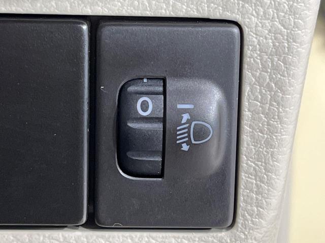 アルトラパン G 4WD SDナビ レーダーブレーキサポート 禁煙車 シートヒーター スマートキー CD再生 地デジTV 横滑り防止装置 バニティミラー ヘッドライトレベライザー アイボリーインテリア(9枚目)