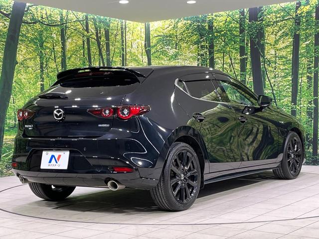 MAZDA3ファストバック X Lパッケージ 4WD マツダコネクト8.8インチ 全周囲カメラ BOSEサウンド スマートブレーキサポート レーダークルーズコントロール 禁煙車 革シート シートヒーター パワーシート ドラレコ コーナーセンサー(18枚目)
