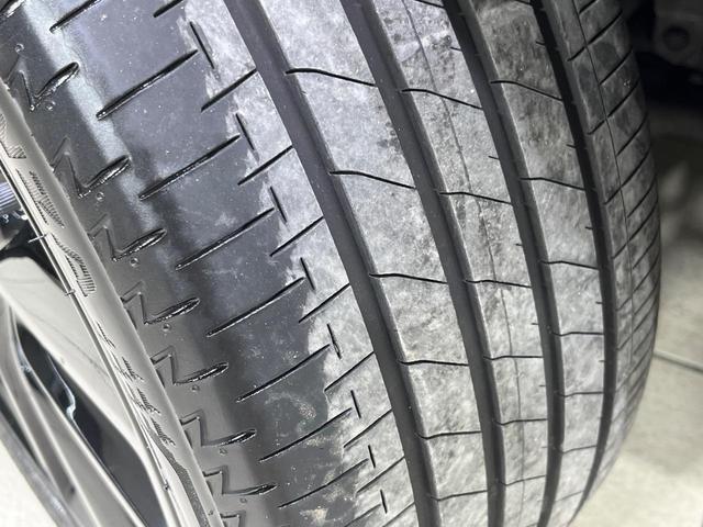 MAZDA3ファストバック X Lパッケージ 4WD マツダコネクト8.8インチ 全周囲カメラ BOSEサウンド スマートブレーキサポート レーダークルーズコントロール 禁煙車 革シート シートヒーター パワーシート ドラレコ コーナーセンサー(27枚目)