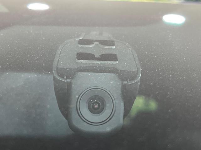 MAZDA3ファストバック X Lパッケージ 4WD マツダコネクト8.8インチ 全周囲カメラ BOSEサウンド スマートブレーキサポート レーダークルーズコントロール 禁煙車 革シート シートヒーター パワーシート ドラレコ コーナーセンサー(36枚目)