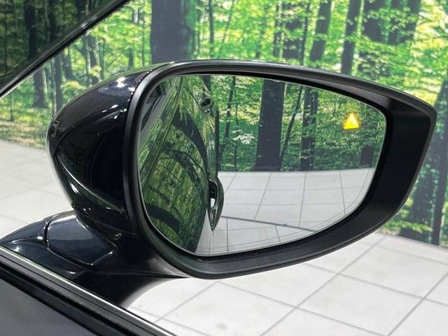 MAZDA3ファストバック X Lパッケージ 4WD マツダコネクト8.8インチ 全周囲カメラ BOSEサウンド スマートブレーキサポート レーダークルーズコントロール 禁煙車 革シート シートヒーター パワーシート ドラレコ コーナーセンサー(41枚目)